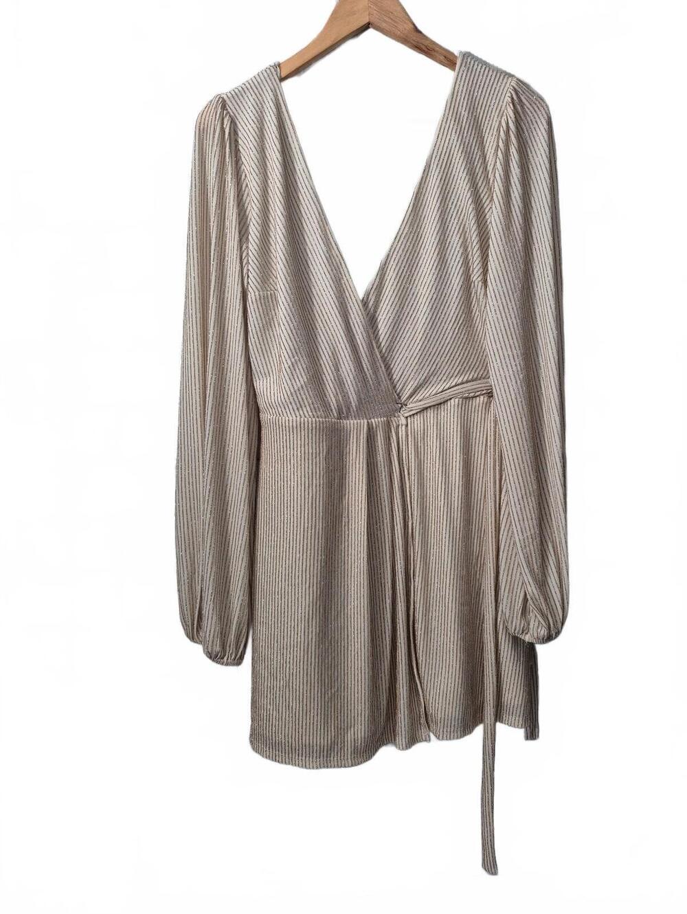 Francesca’s Ivory Gold Metallic Stripe Wrap Mini Dress Size Medium Nwt — Elegant